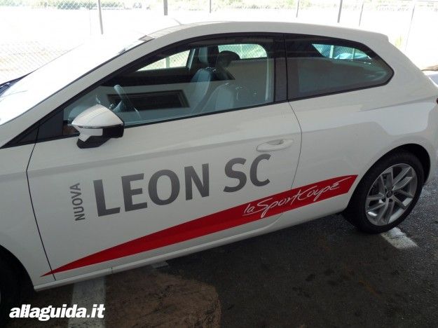 Seat Leon SC 2013, estetica e Design