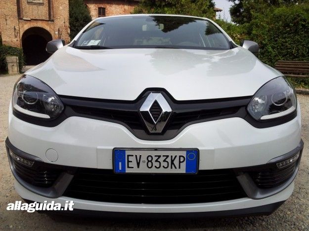 Test Drive Renault Megane Coupè
