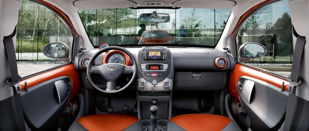 Toyota Aygo 2012 Connect plancia