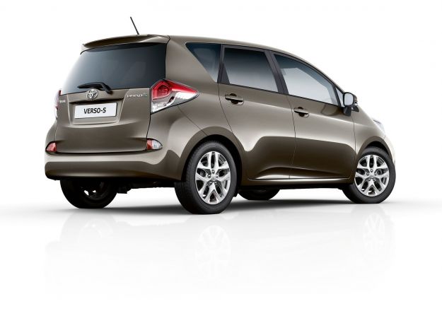 Toyota Verso S laterale posteriore