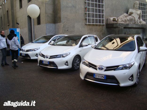 Toyota Auris 2013 HSD vari esemplari