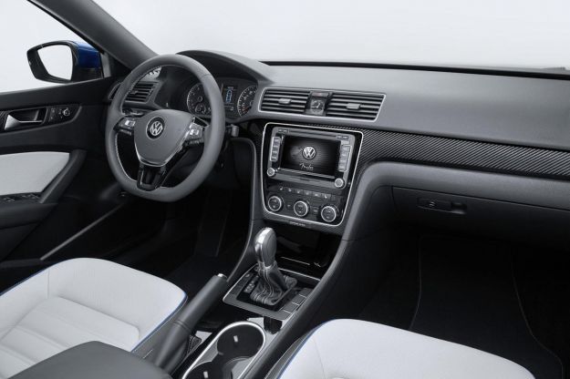 Volkswagen Passat BlueMotion Concept 2014 interni