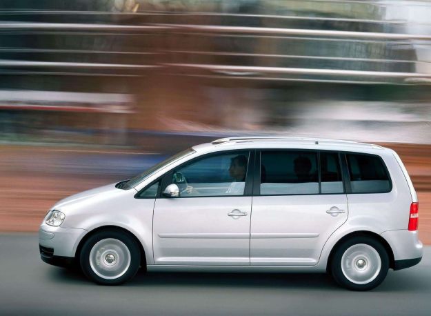 Volkswagen Touran_2003_1600x1200_wallpaper_16