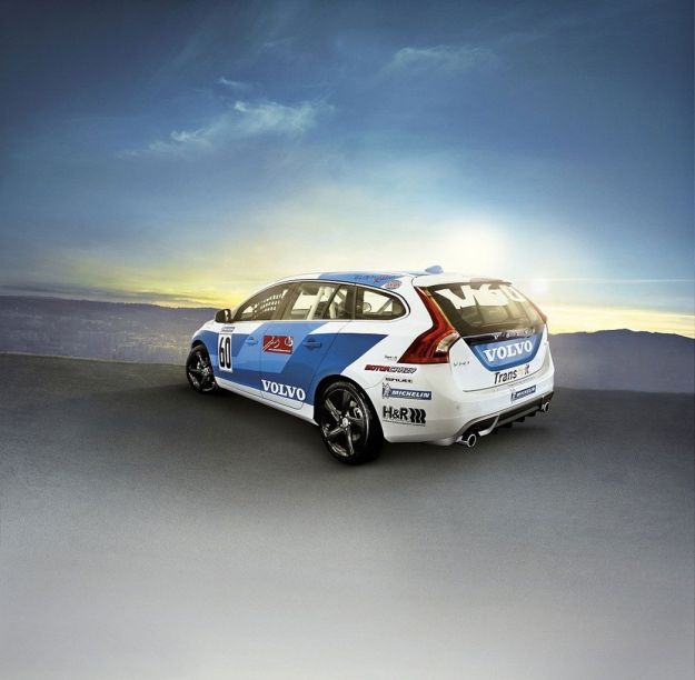 Volvo V60 Racing posteriore