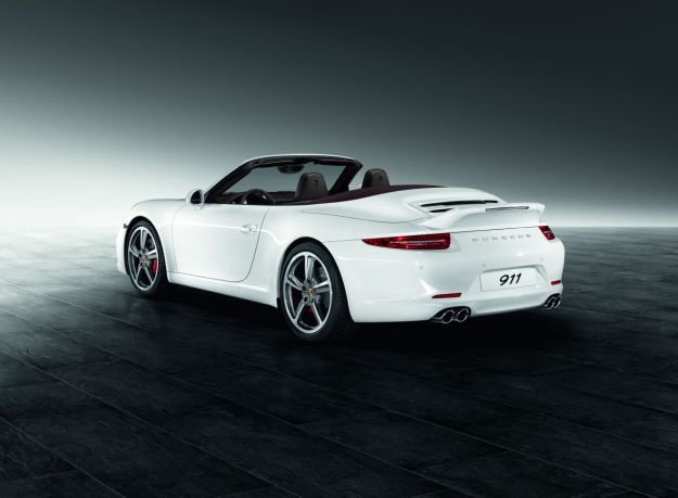 Porsche Exclusive: 911 Carrera Cabrio mit Sport Design Paket