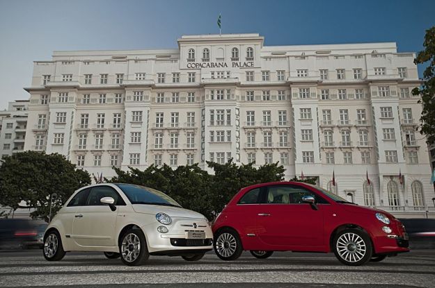 fiat 500 bianca e rossa