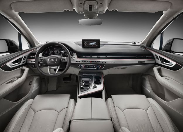 interni Audi Q7 2015