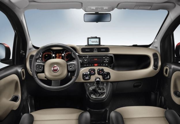 interni fiat panda 2012