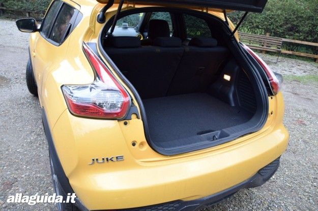 nissan juke bagagliaio in litri