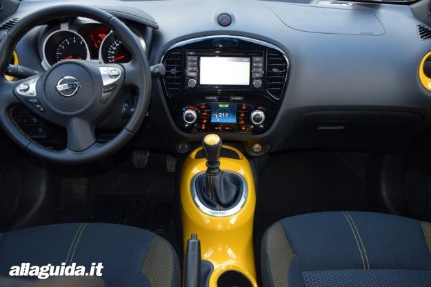 nissan juke interni e abitacolo