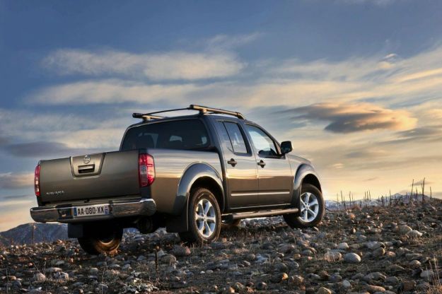 nissan navara 2010_4