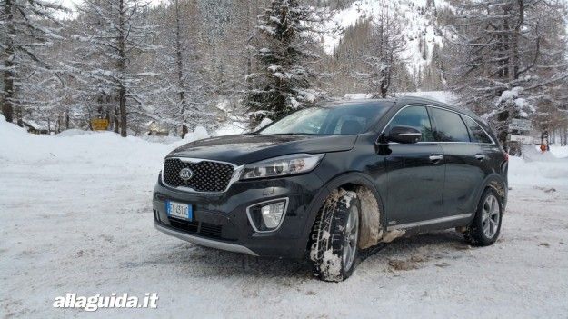 nuova kia sorento misure