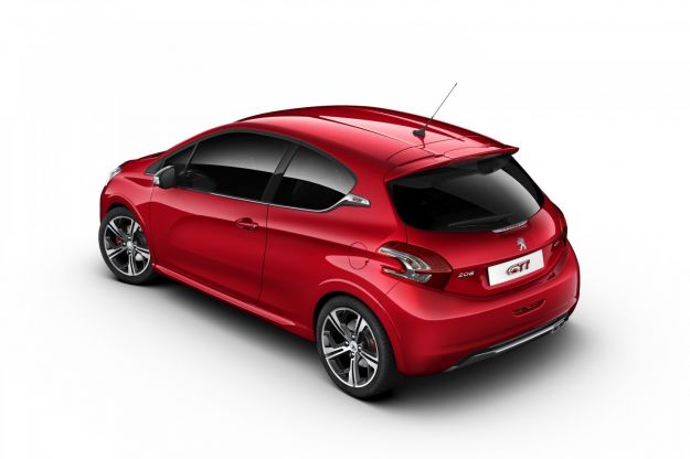 peugeot 208 gti rossa posteriore