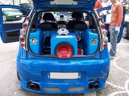 subwoofer auto punto