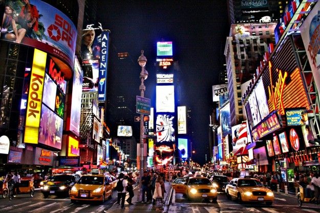 times square cartelloni