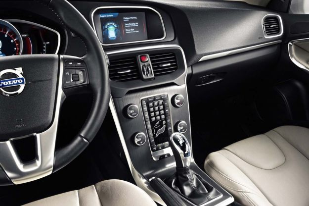 volvo v40 2012 console centrale