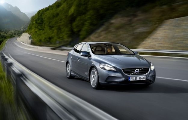 volvo v40 2012