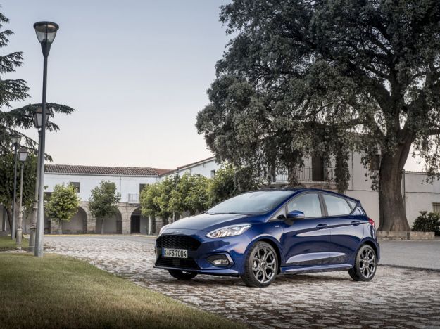 Ford Fiesta ST-Line: prova su strada, design, tecnologia, scheda tecnica e prezzi [FOTO]