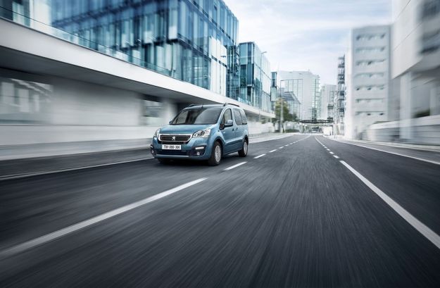 Peugeot Partner Tepee Full Electric: prezzo, autonomia, tempi di ricarica [FOTO]