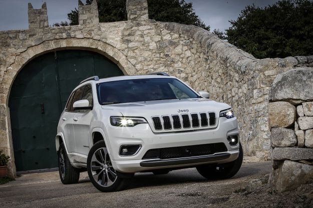 Jeep Cherokee 2019: prezzo, dimensioni e motori