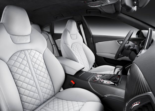 interni auto in pelle