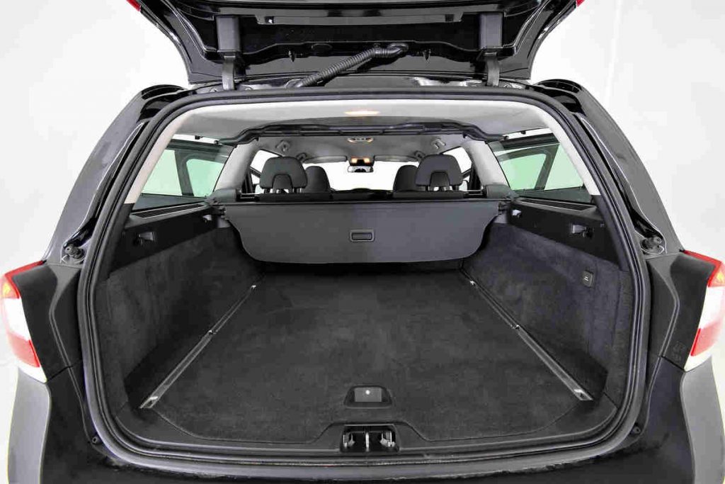 Volvo XC70 bagagliaio
