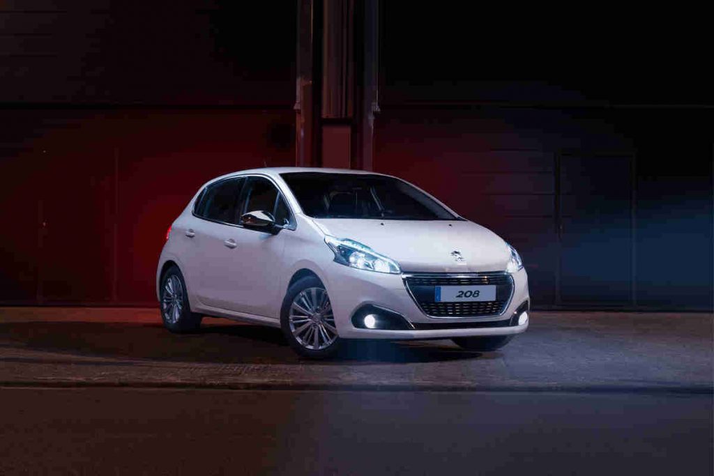 Peugeot 208
