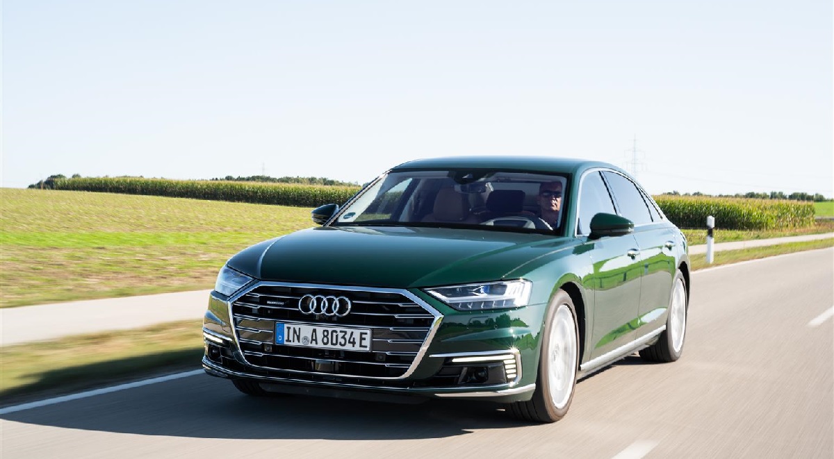 Audi A8 hybrid plug-in