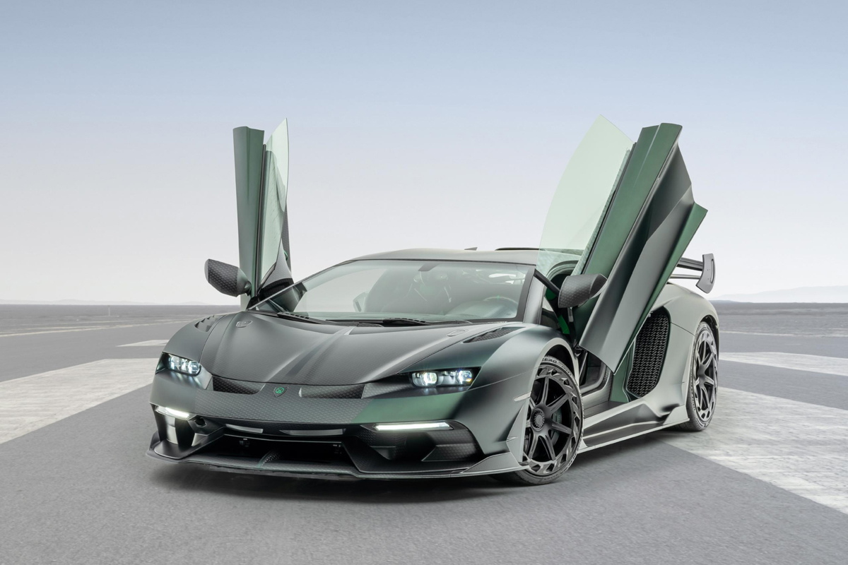 Lamborghini Aventador, con il tuning Mansory si trasforma in Cabrera