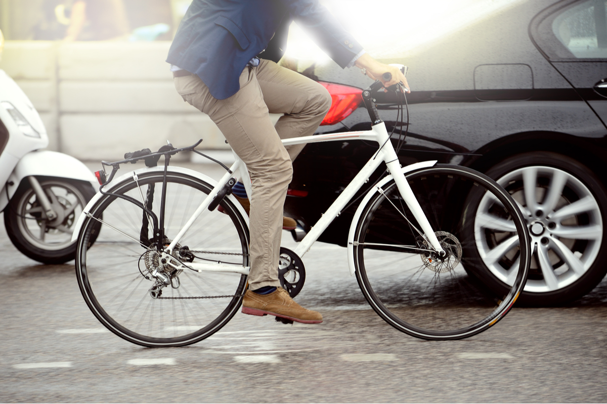 Novità al Codice della Strada, arrivano corsia ciclabile e casa avanzata