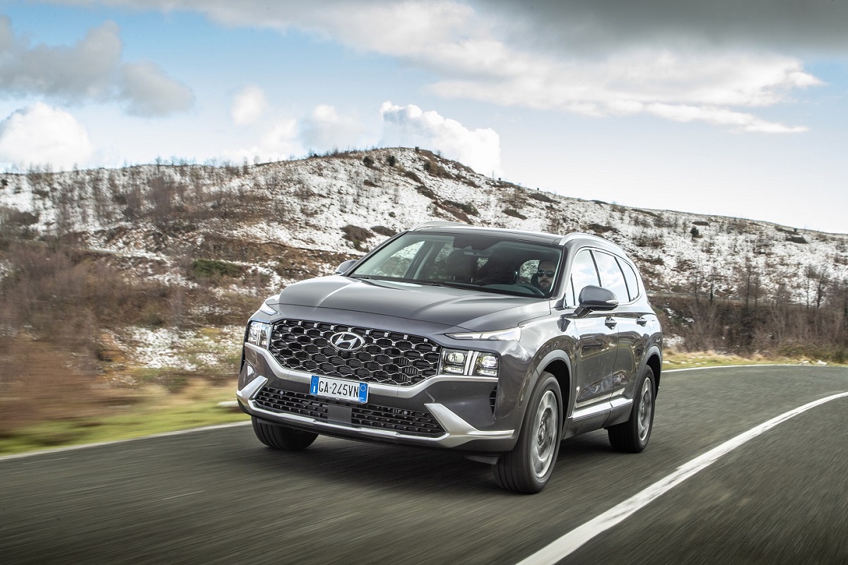 Nuova Hyundai Santa Fe, il debutto in Italia con la versione “20th Anniversary”