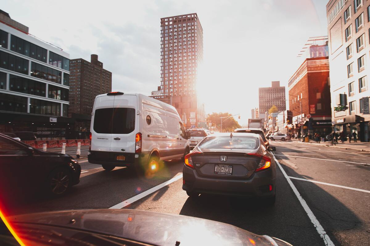Auto nel traffico