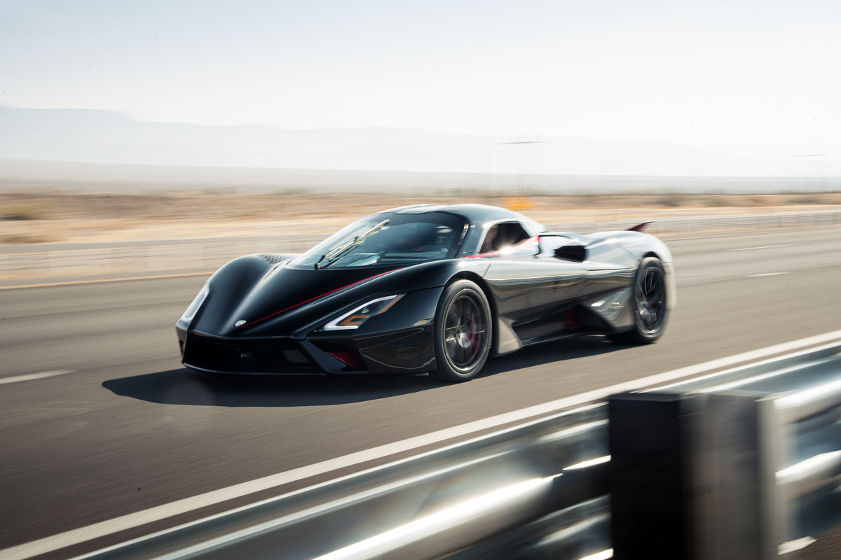 SSC Tuatara da record, è l’auto più veloce al mondo