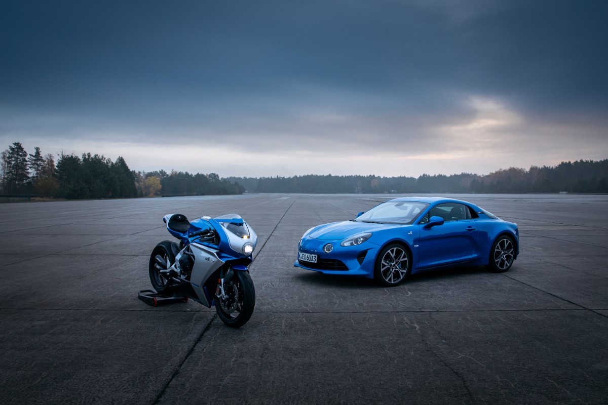 MV Agusta Superveloce Alpine (6)