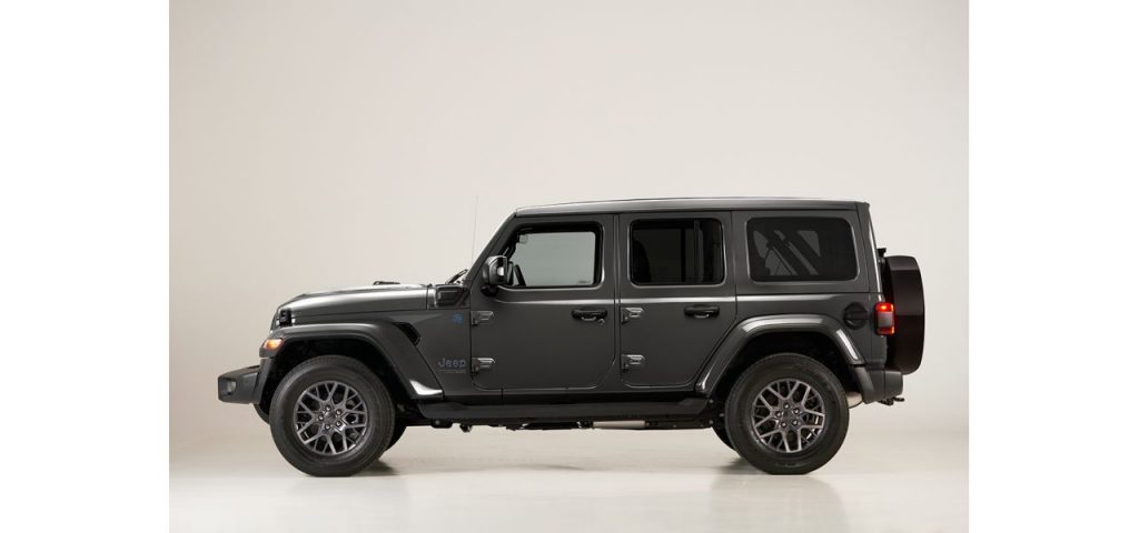 Jeep Wrangler ibrida plug-in profilo