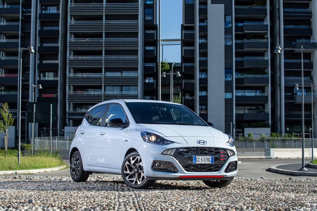 Nuova Hyundai i10 N Line come va in strada