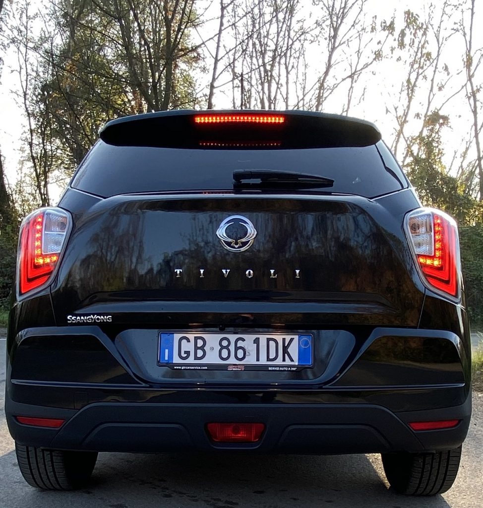 nuova Ssang Yong Tivoli vista posteriore