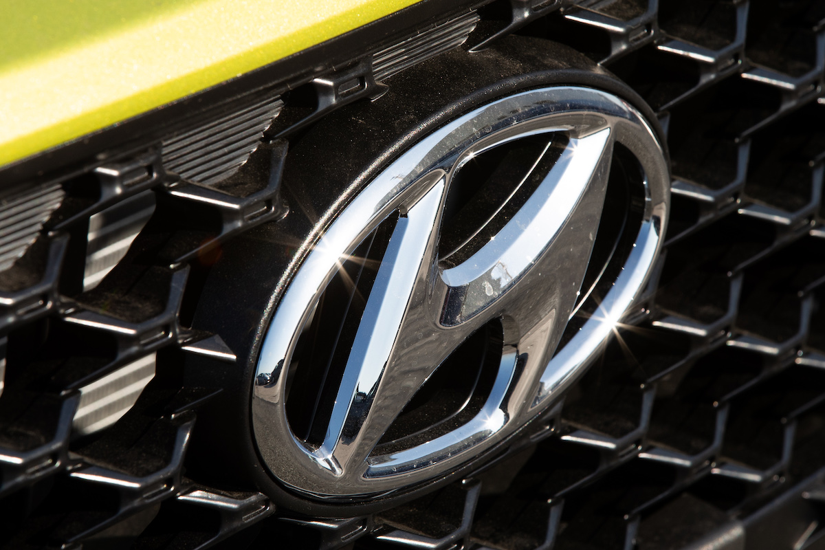 Hyundai richiamerà alcune vetture EV per autocombustione della batteria