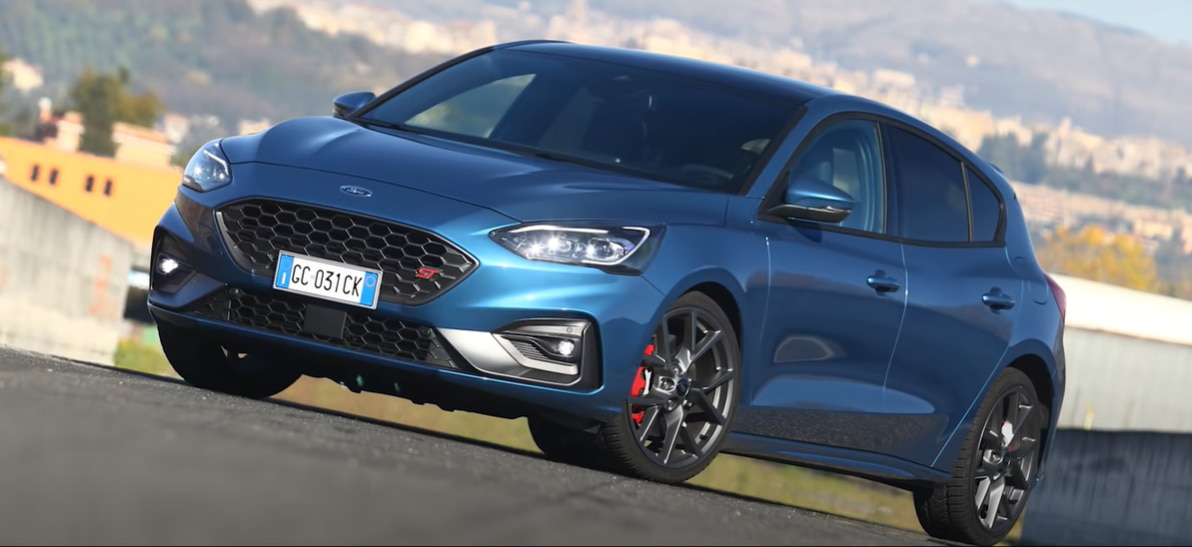 Allaguida di nuova Ford Focus ST, emozioni che rapiscono
