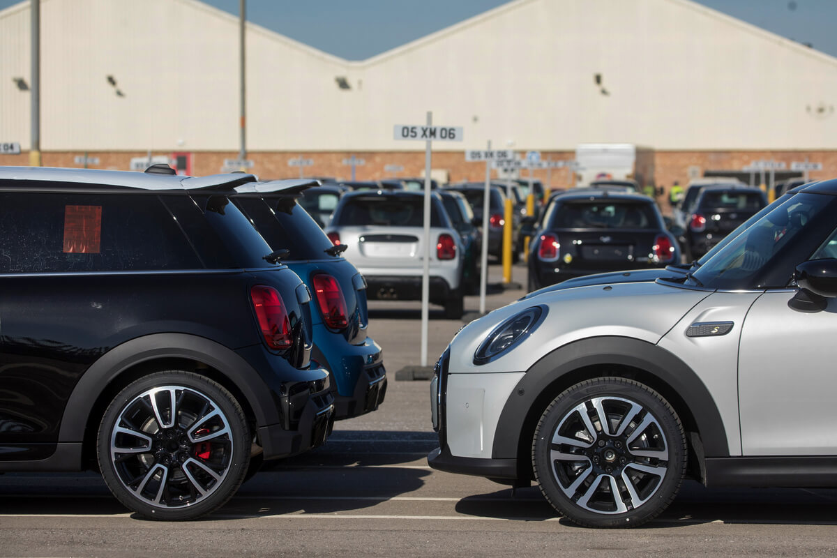 Mini