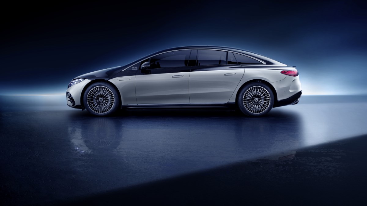 Mercedes EQS profilo