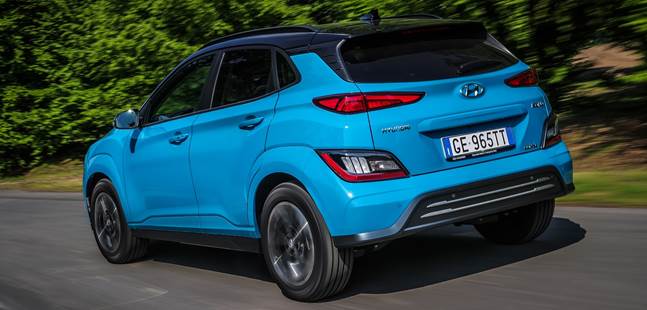 nuova Hyundai Kona Electric posteriore