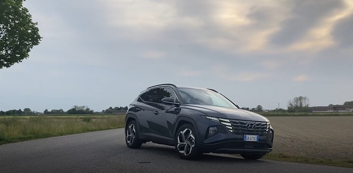 Allaguida di nuova Hyundai Tucson, la prova della mild hybrid 1.6 T-GDI da 150 CV