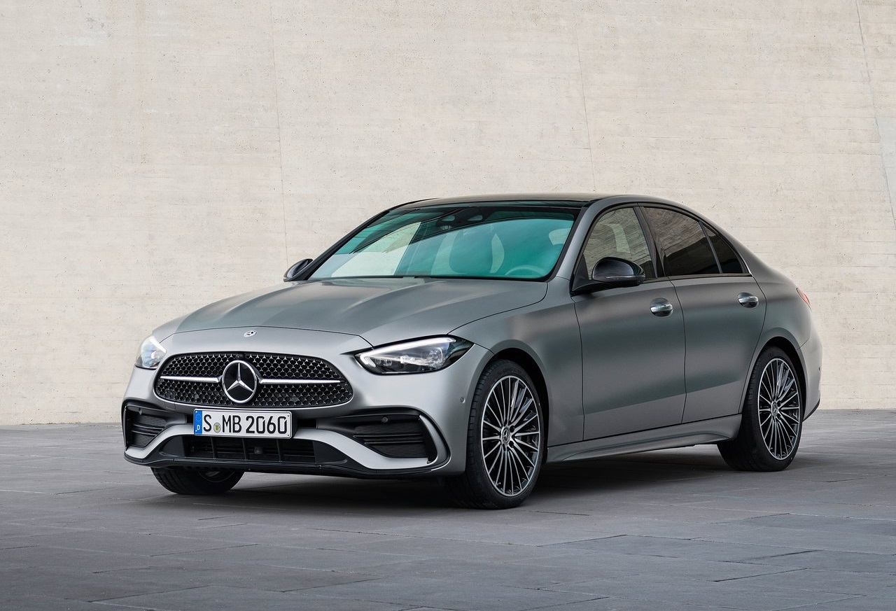 Mercedes Classe C 2021: nuovo look per la sportiva di lusso