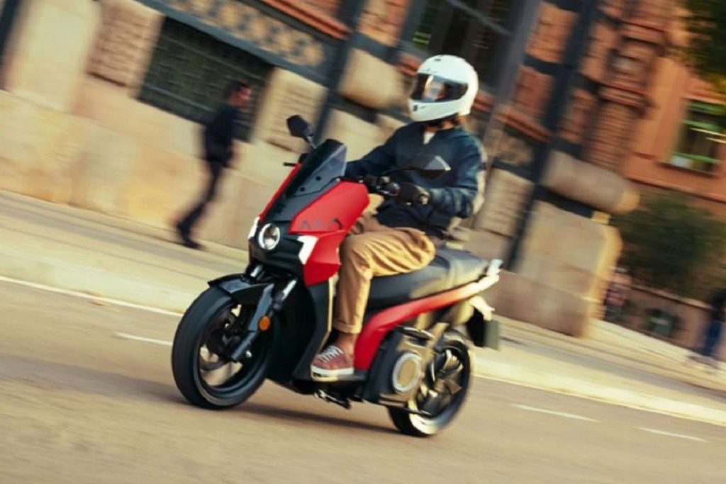 Seat MÓ: arriva in Italia lo scooter 125 100% elettrico