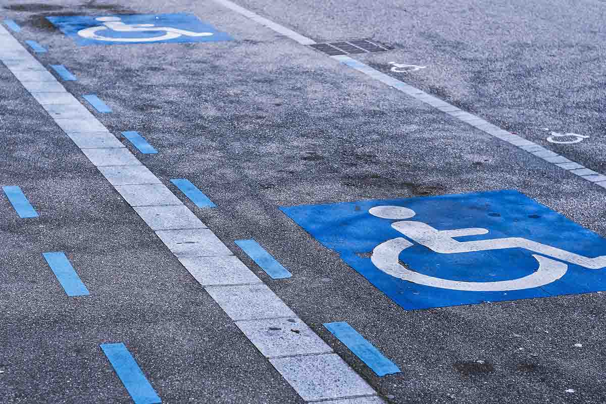 posto auto riservato ai disabili