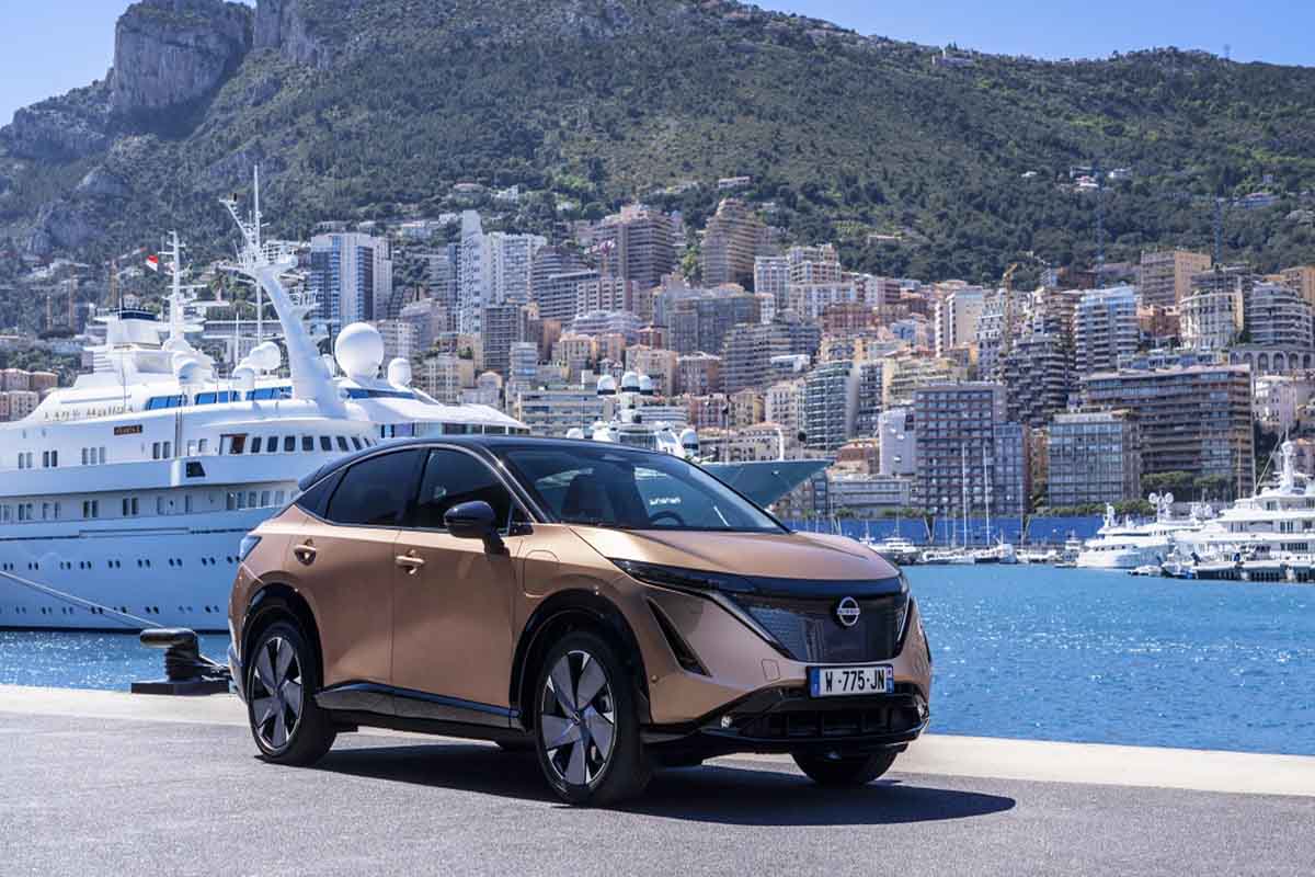 Nissan Arija
