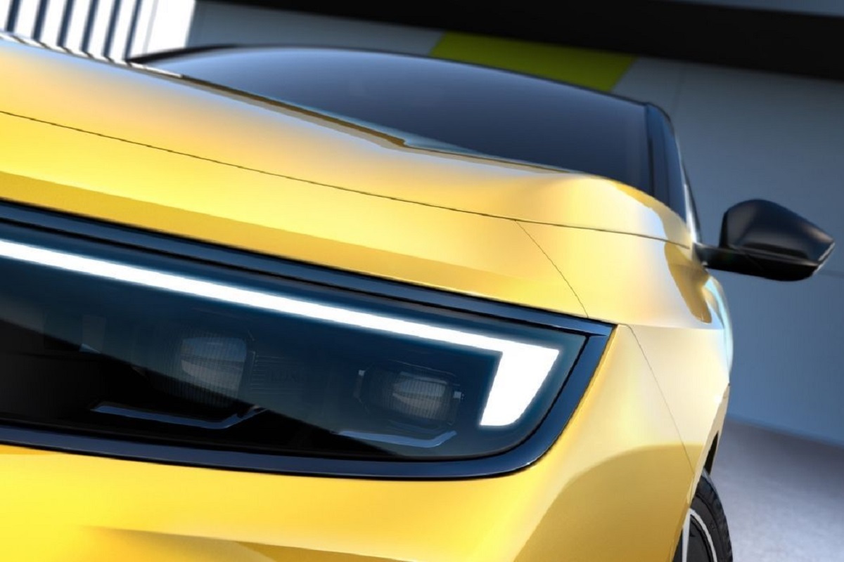 Opel Astra: diffuse le prime foto ufficiali della nuova versione