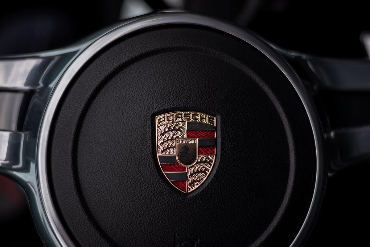 Porsche annuncia la joint venture con CostumCells