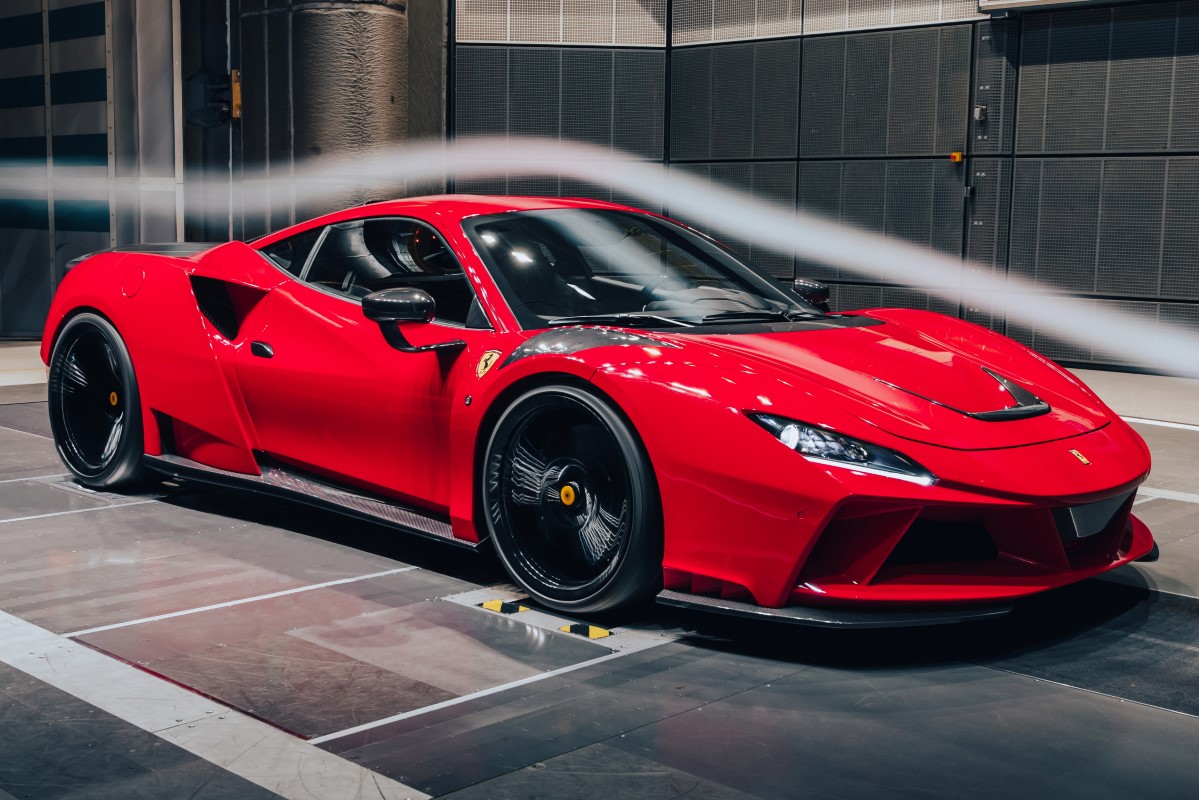 Ferrari F8 N-LARGO